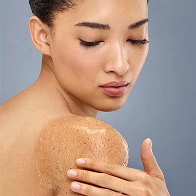 Biotherm Bath Therapy Delighting Blend Body Scrub