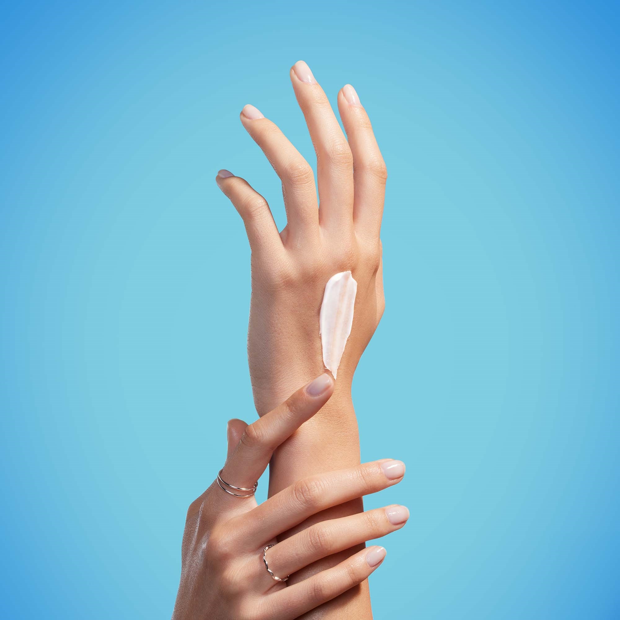 Biotherm Biomains Vitaminé Moisturizing Hand Cream 50 ml (obrázok 3)