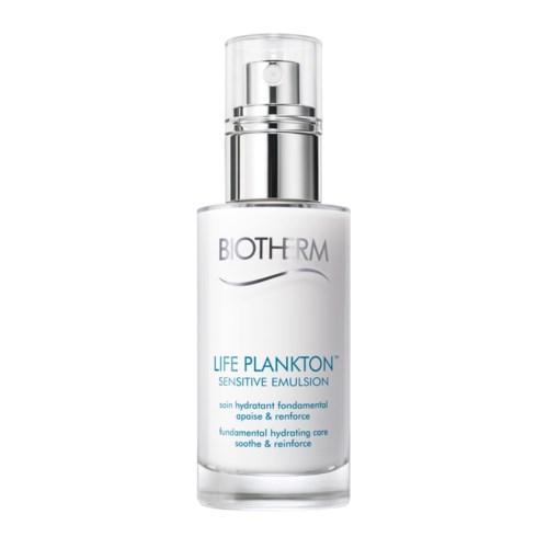 En gjennomsiktig flaske med pumpe, merket 'Biotherm Life Plankton Sensitive Emulsion,' designet for hudpleie.