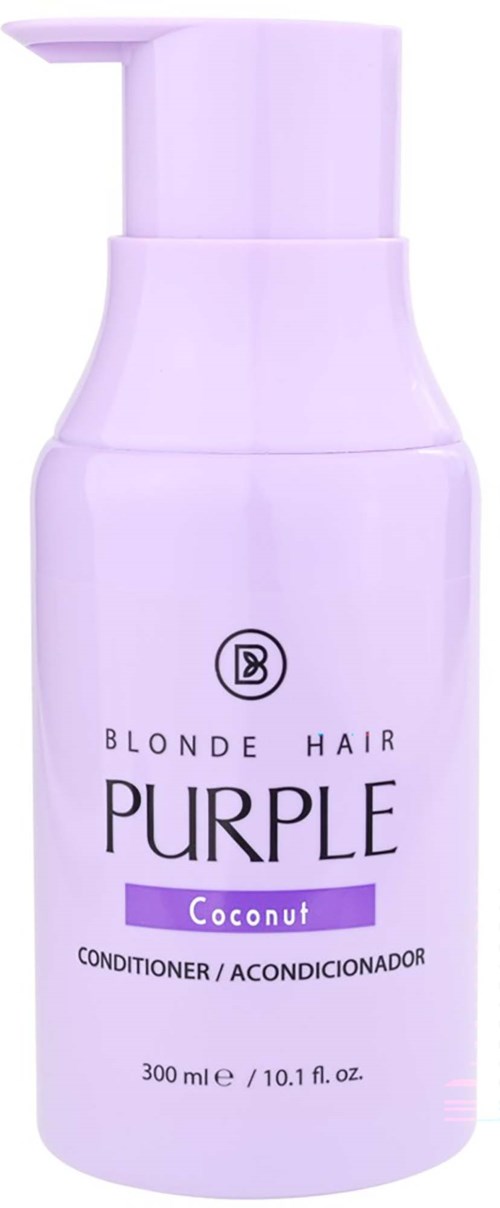 Violetti pullo vaaleahiusten kookoshoitoaineen kanssa seisoo pystyssä.