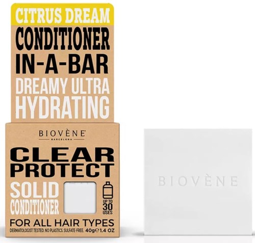 Een doos met Biovène conditioner en een witte doos met Biovène-logo. Conditioner hydrateert en beschermt alle haartypes.