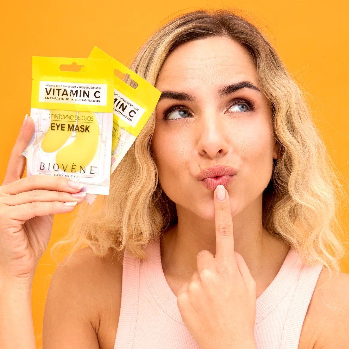 Biovène VITAMIN C Ultra-Bright Eye Pad Mask with Grapefruit and Hyalur (obrázok 3)