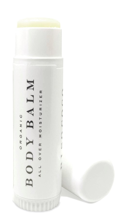 En vit tub av läppbalsam med lock, märkt 'Body Balm All Over Moisturizer' med minimal svart text.