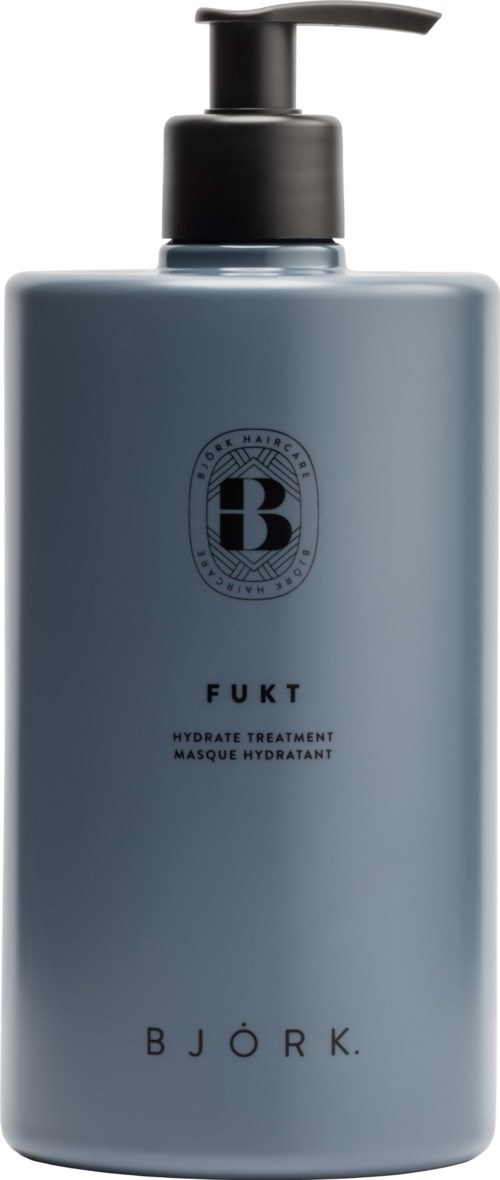 En grå flaske med pumpe, mærket 'FUKT' og 'BJÖRK.' Det er en fugtgivende brusemaske.