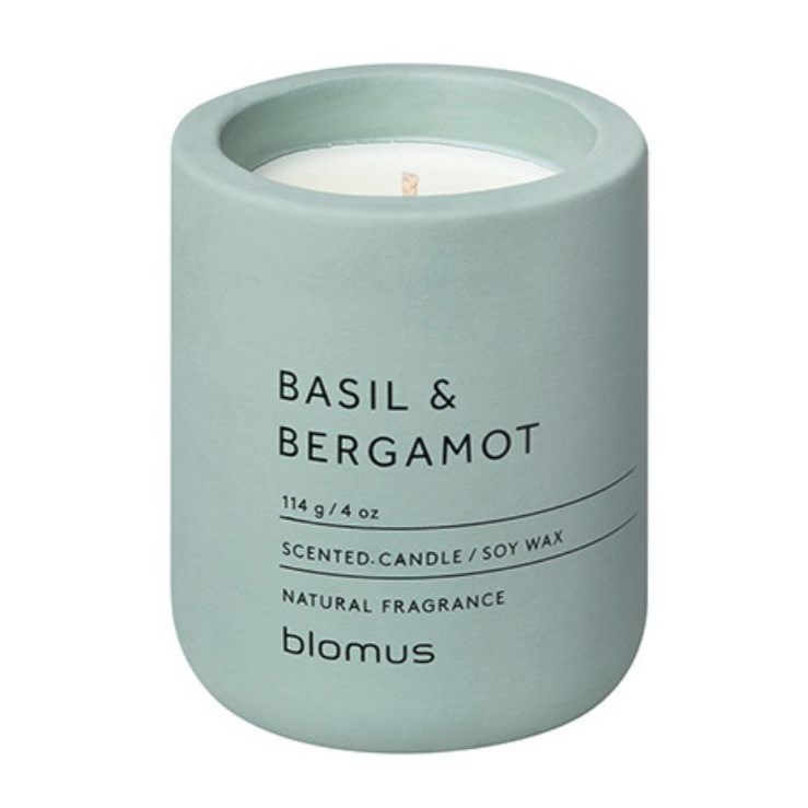 Läs mer om blomus Scented Candle Pine Gray Basil & Bergamot 114 g