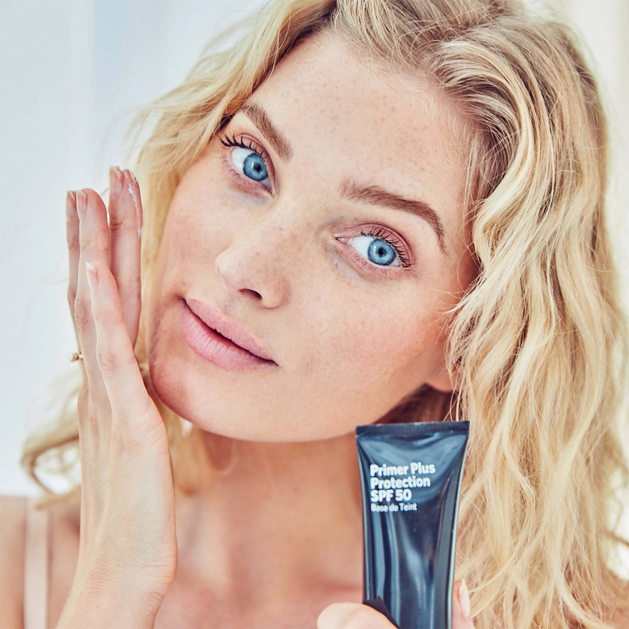 Bobbi Brown Primer Plus Protection SPF50 40 ml (zdjęcie 3)