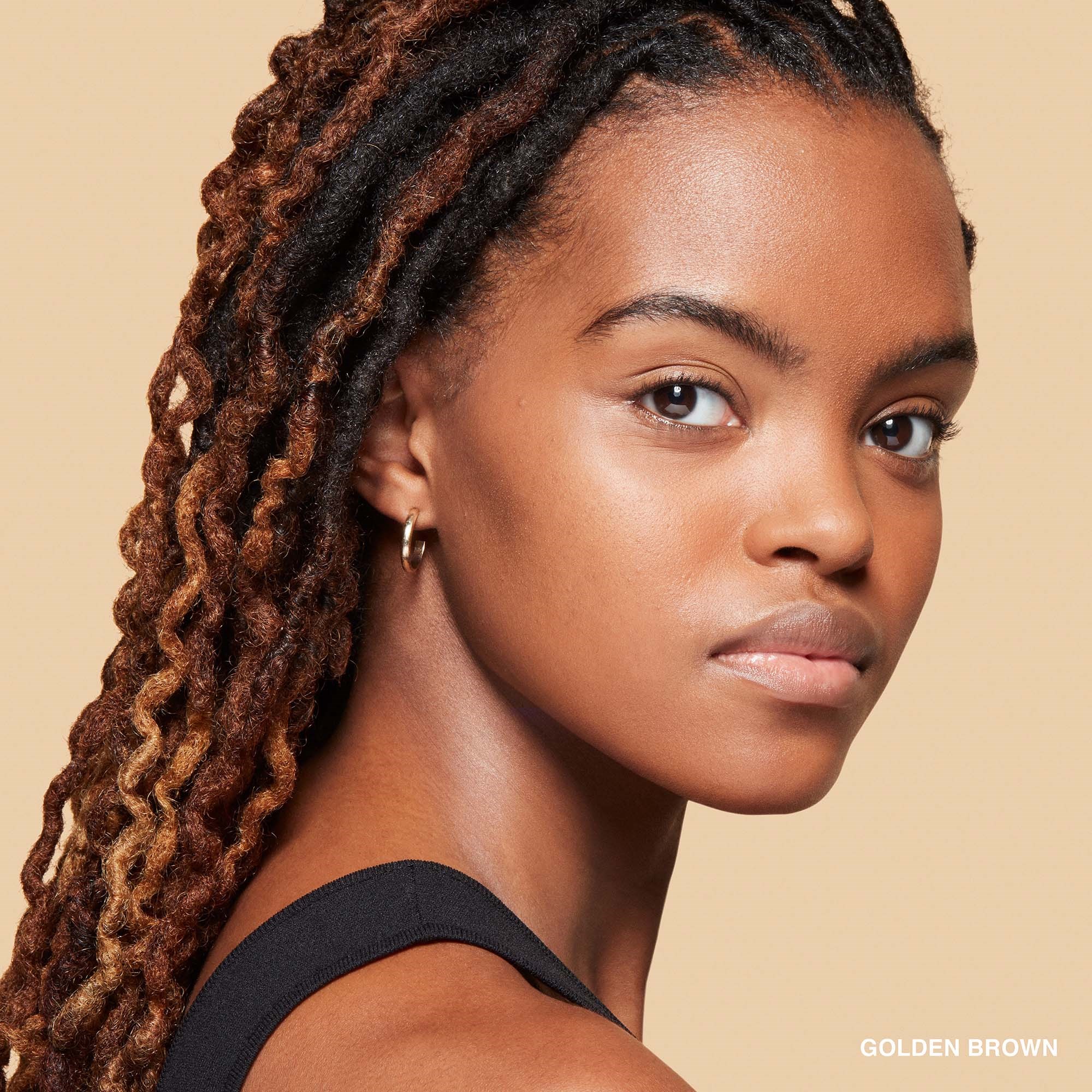 Bobbi Brown Sheer Finish Pressed Powder Golden Brown (obrázok 3)