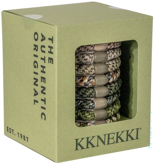 Pudło z kolorowymi, skręconymi i różowymi włóczkami, oznaczone "KKNEKKI" i "The Authentic Original", założone w 1987.