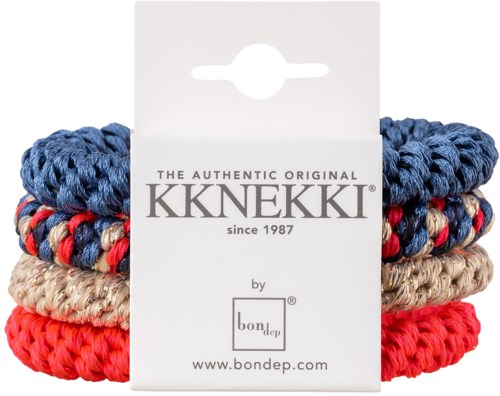 Drei farbige, dicke geflochtene Armbänder in Blau, Beige und Rot mit einem weißen Etikett in der Mitte.