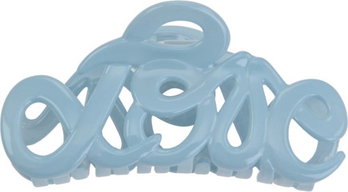 Eine blaue Plastikkunst, die 'love' in Kursivschrift schreibt, vor einem schwarz-weißen Hintergrund.