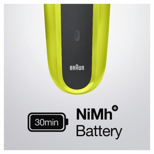 Eine grüne und schwarze Braun NiMh+ Batterie mit 30-minütiger Ladezeit.