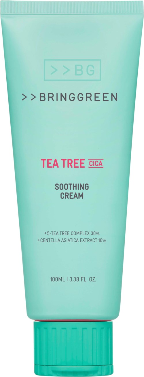 En tube Bring Green Tea Tree Calming Cream med turkis låg, med produktnavn og ingredienser oplyst.