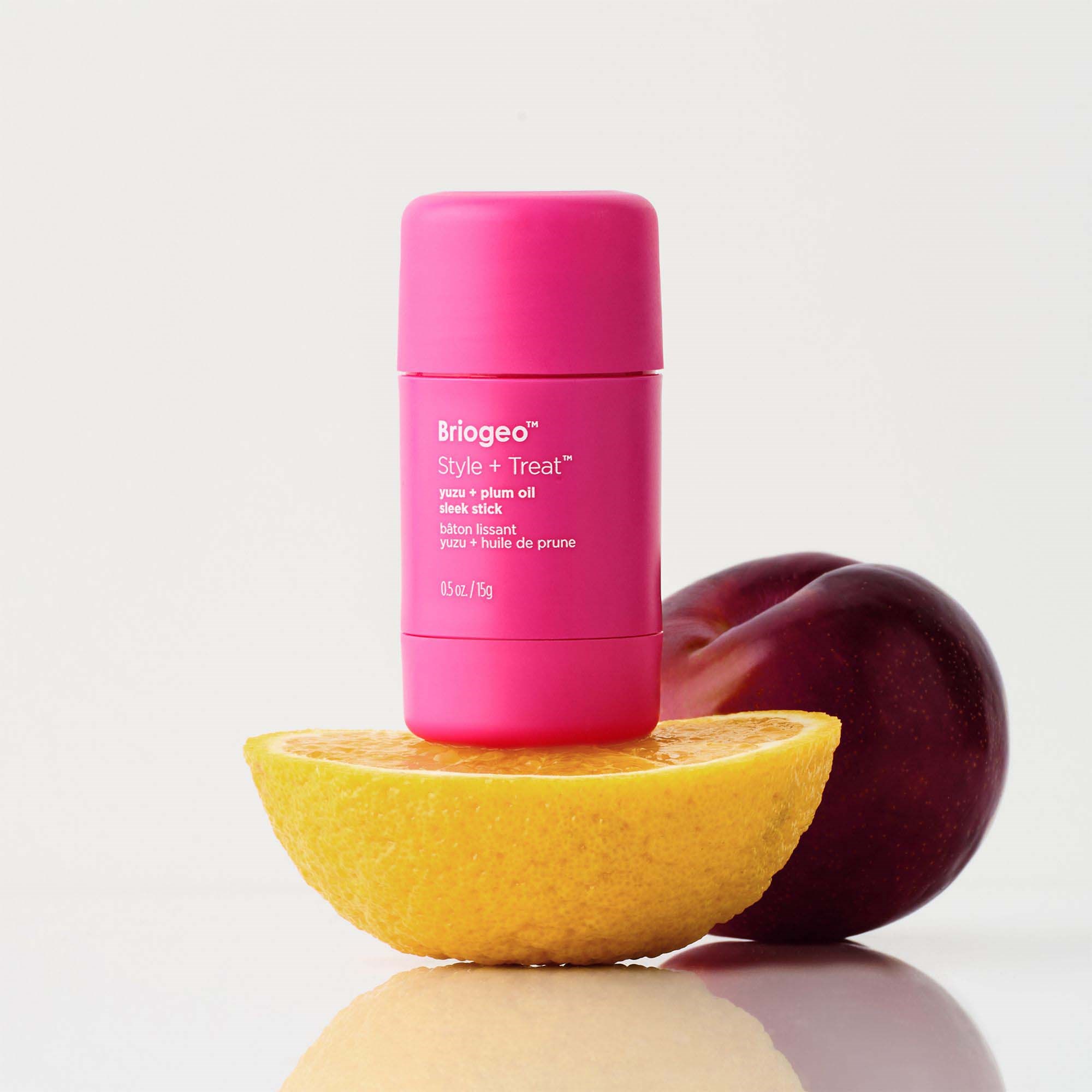 Briogeo Style + Treat Yuzu + Plum Oil Sleek Stick (obrázok 11)