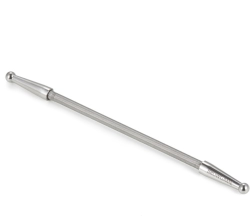 Ett metallinstrument med lång, tunn handdel och rundade ändar, troligtvis för medicinskt eller laboratoriebruk.