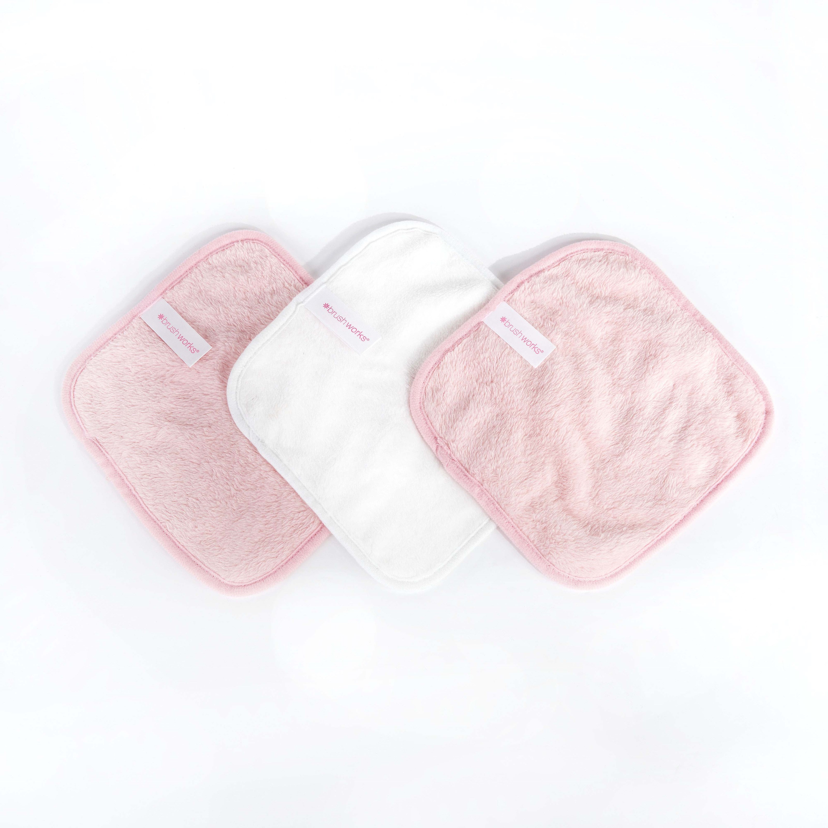Alternativ bild 1 för Brushworks Makeup Remover Cloths  3 Pack