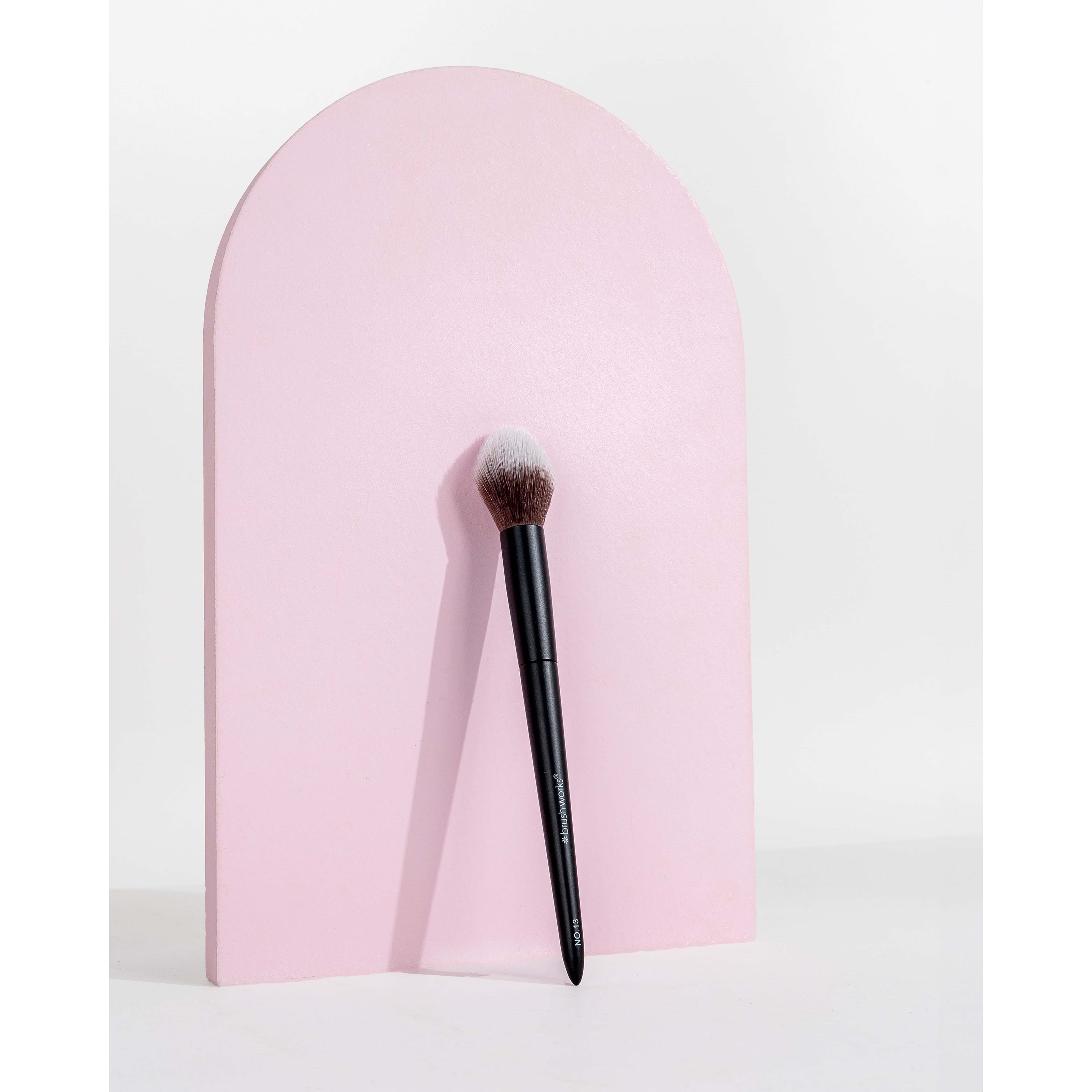 Brushworks No. 13 Highlight Brush (obrázok 5)