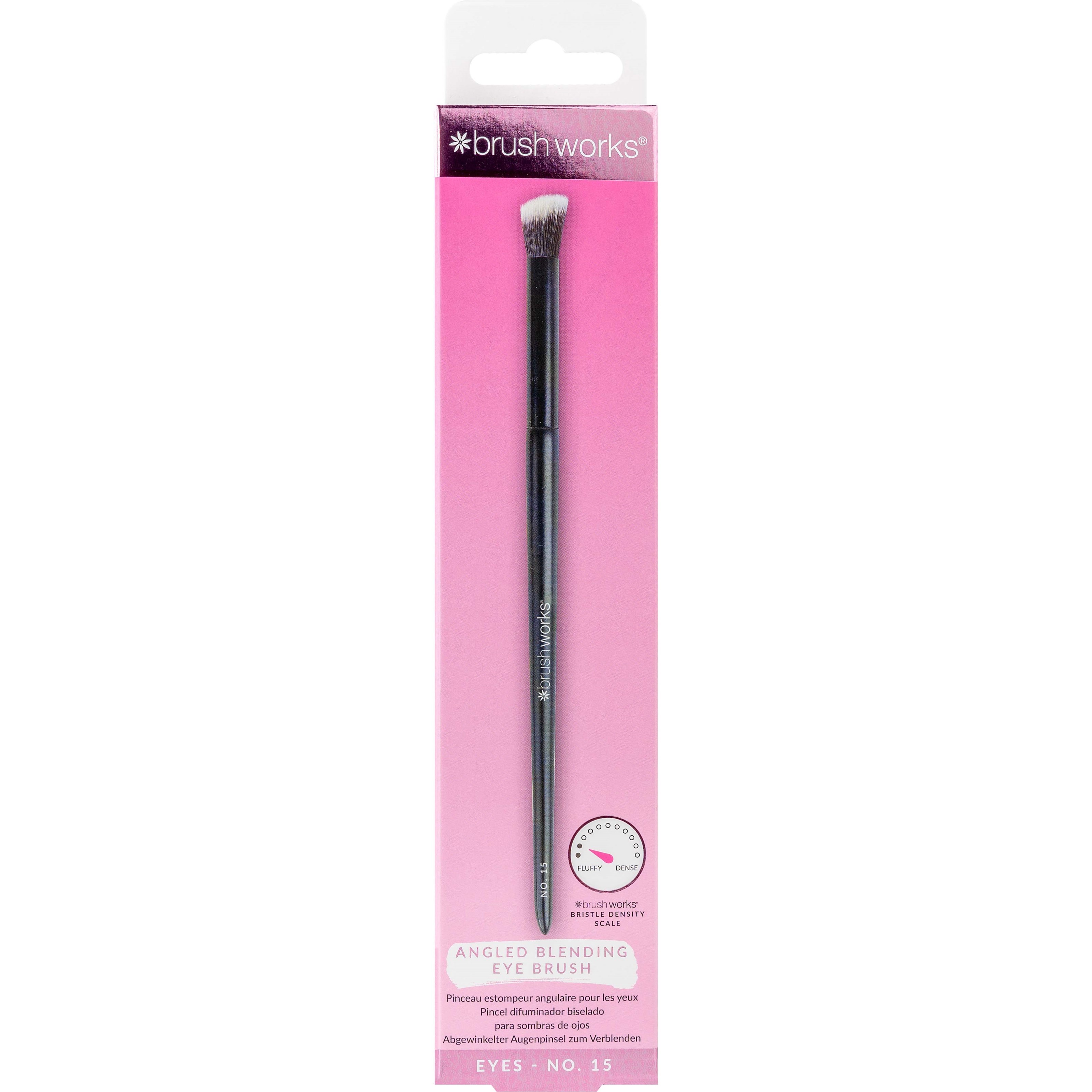 Brushworks No. 15 Angled Blending Eye Brush (obrázok 3)