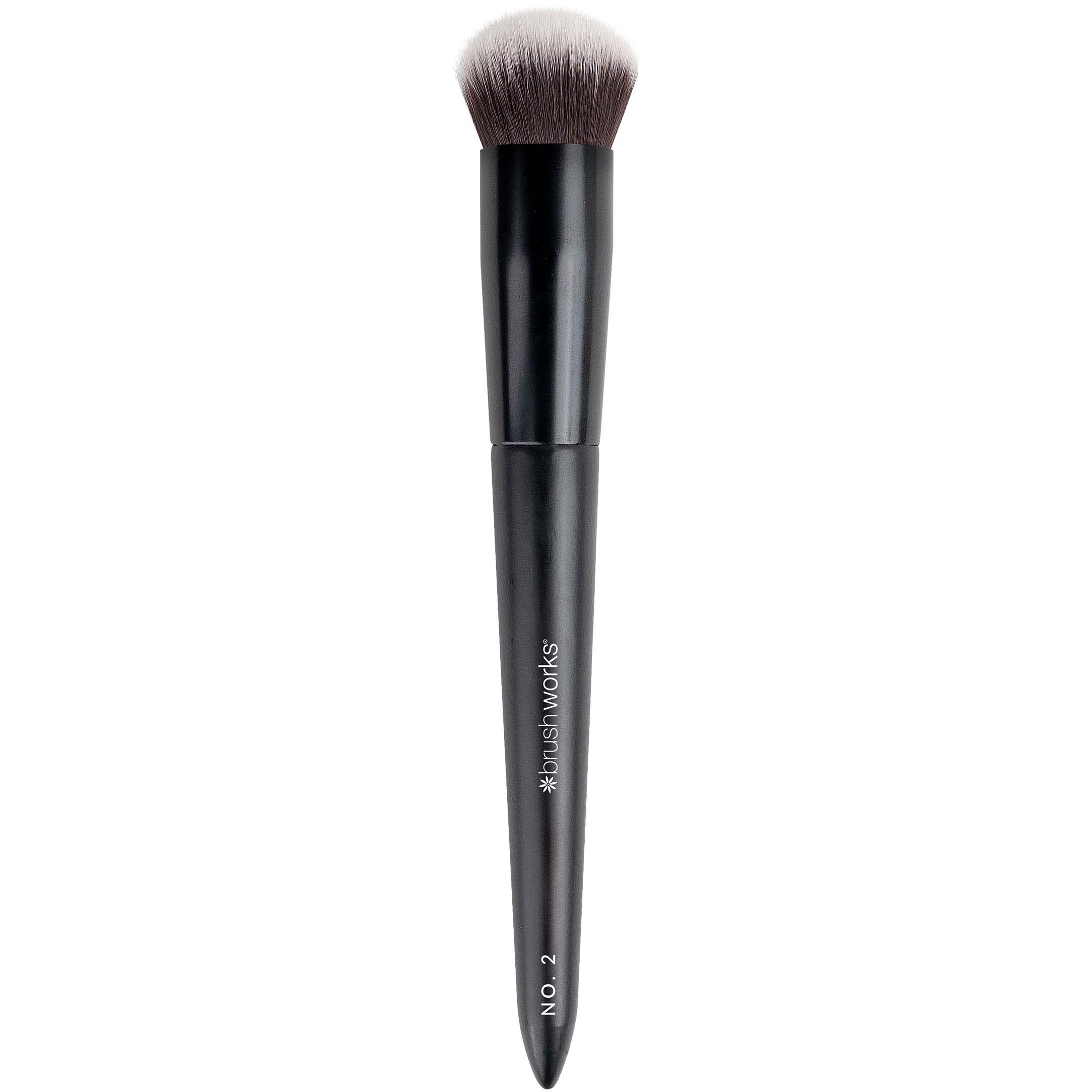 Läs mer om Brushworks No. 2 Buffing Foundation Brush