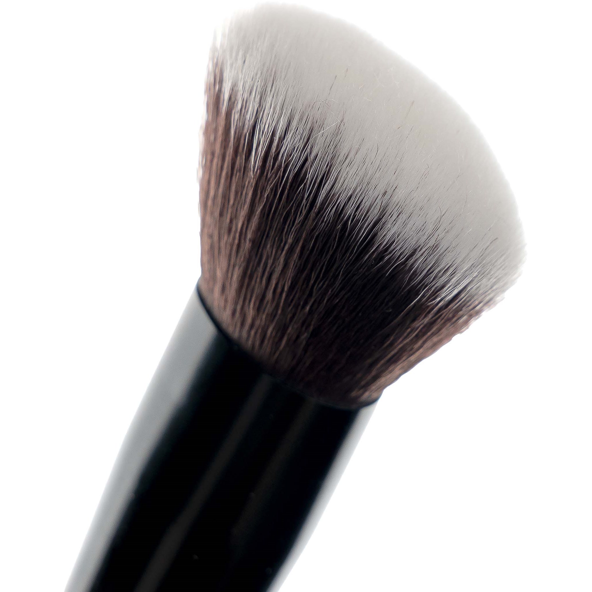 Alternativ bild 1 för Brushworks No. 7 Angled Blush Brush