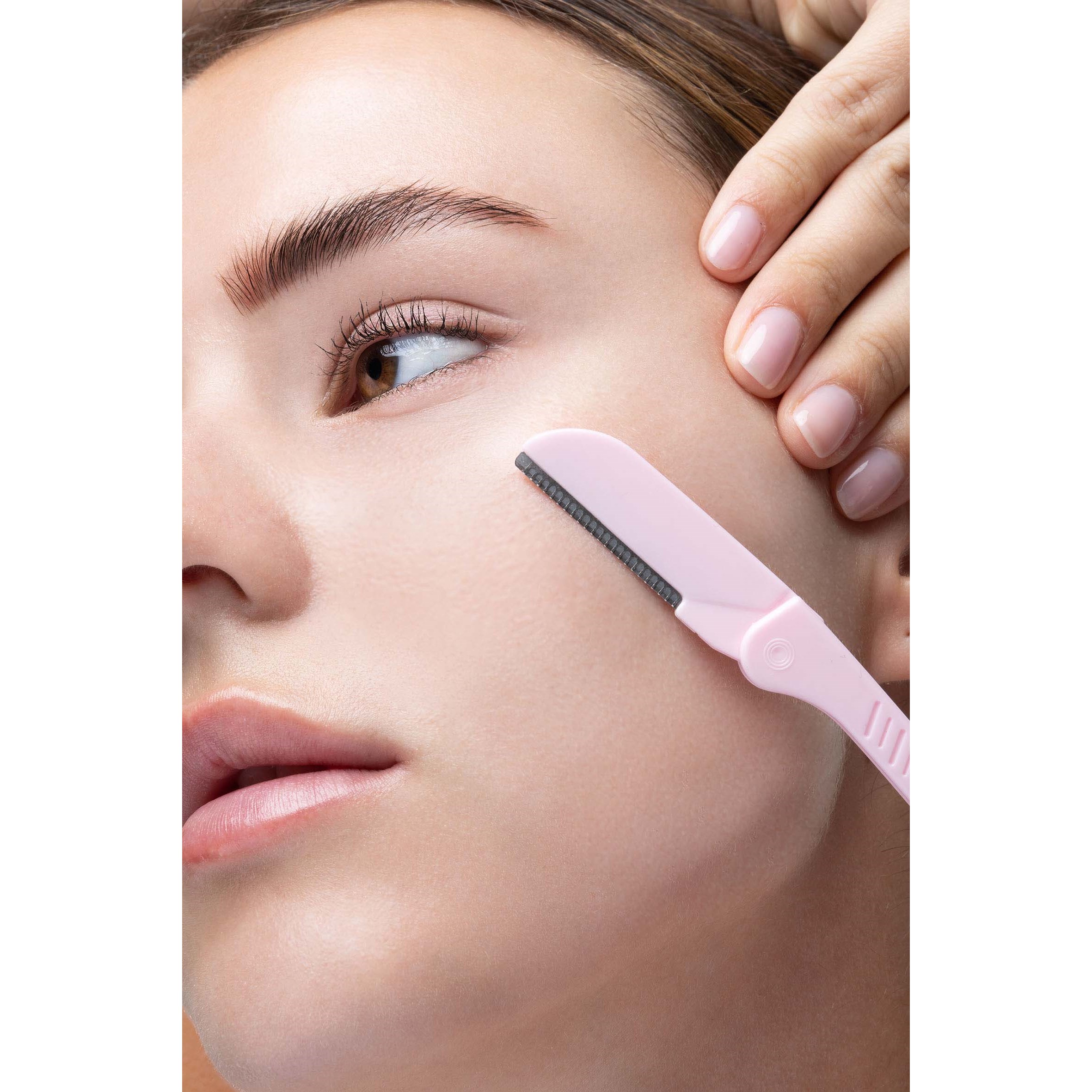 Brushworks Precision Eyebrow Razor - zestaw brzytw do brwi (obrázok 6)