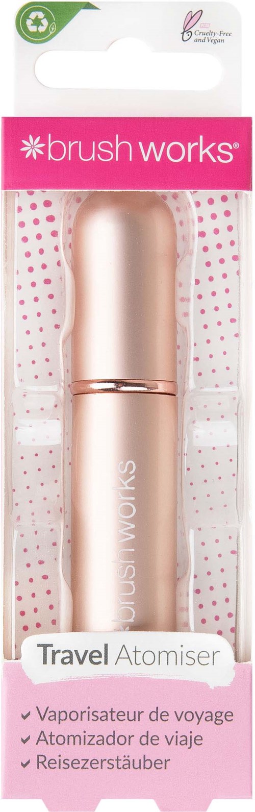Eine kleine, roségoldene tragbare Sprühflasche in Verpackung, mit der Bezeichnung als Reise-Atomizer zum Sprühen von Flüssigkeiten.