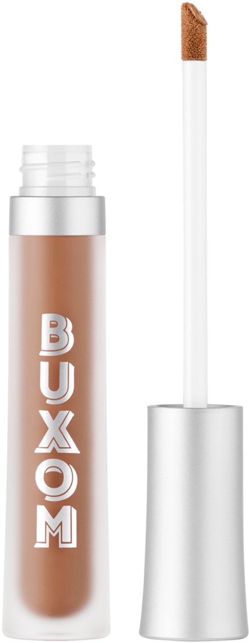 Ett läppglansrör med vit lock och borste, märkt "BUXOM."