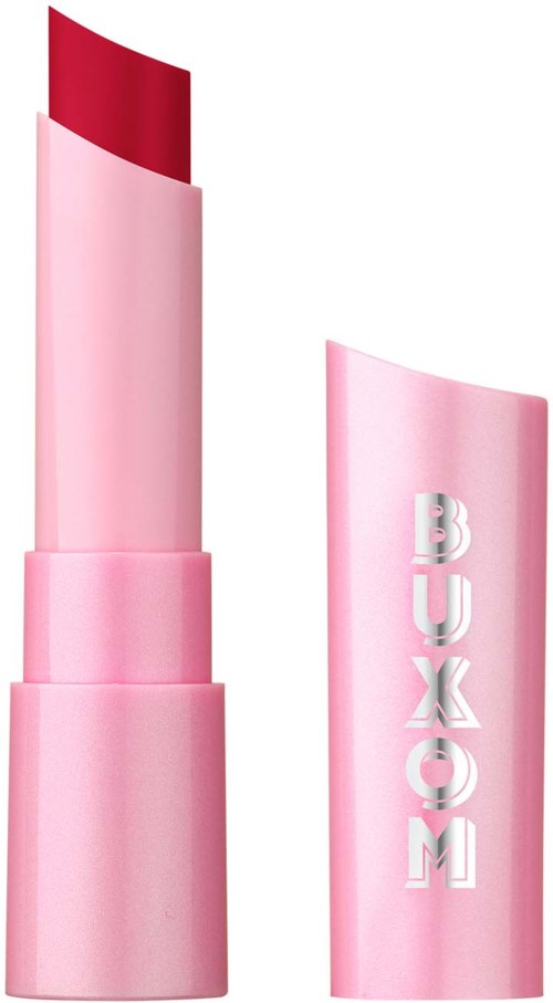 Ett rosa läppstift med ordet 'BUMOX' på locket, läppstiftet är rött och tuben är delvis öppen.