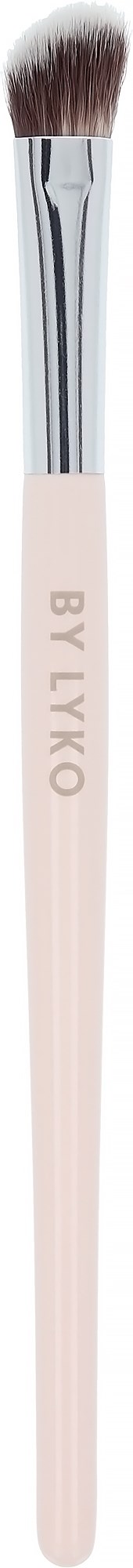 En makeup-børste med hvid skaft og mærket BYLIKE, med bløde børstehovedet.