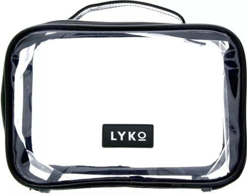 En gjennomsiktig plastpose med svart kant, håndtak og en svart-hvit logo som sier "LYKO".