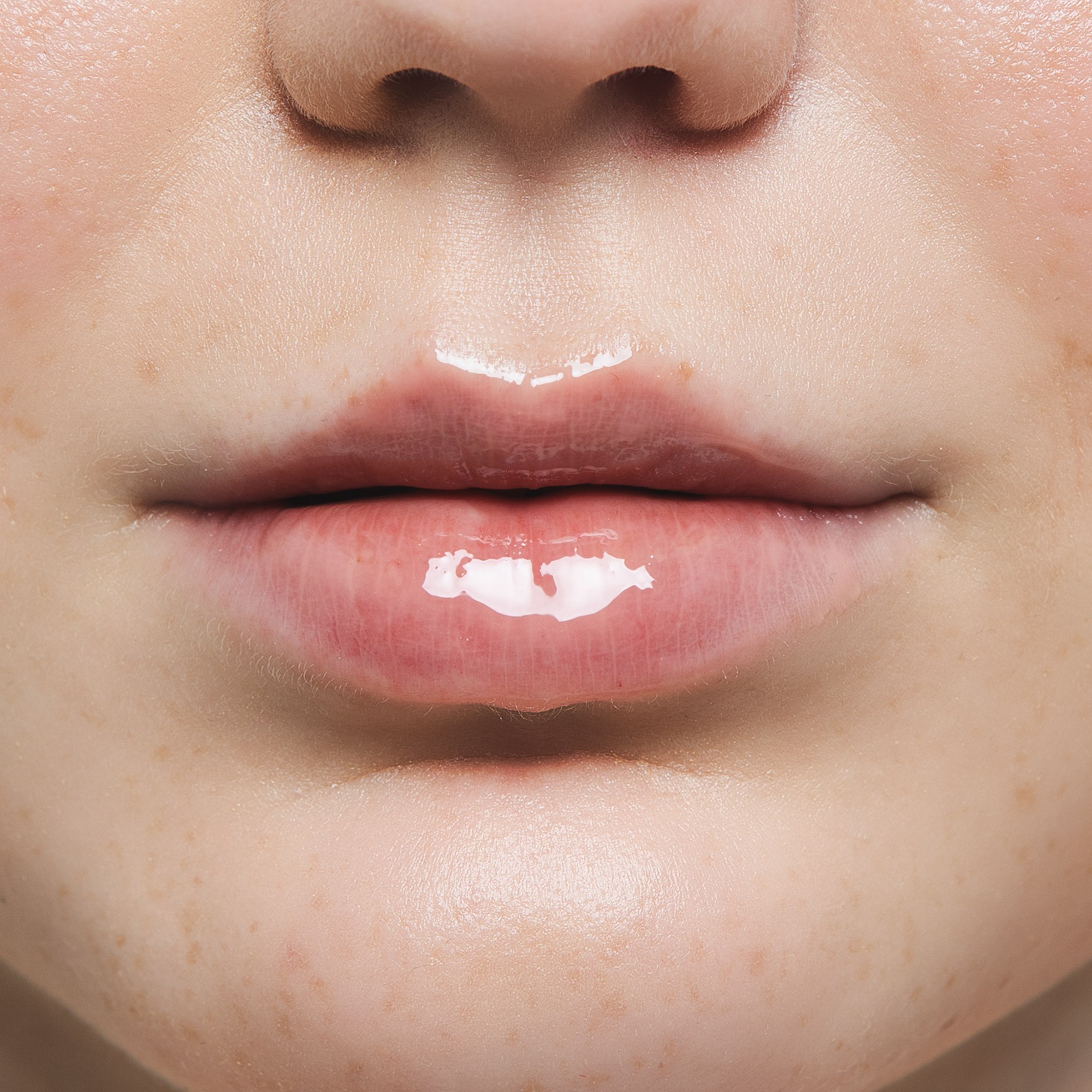By Lyko Melt Down Lip Balm Dare it bare (obrázok 3)