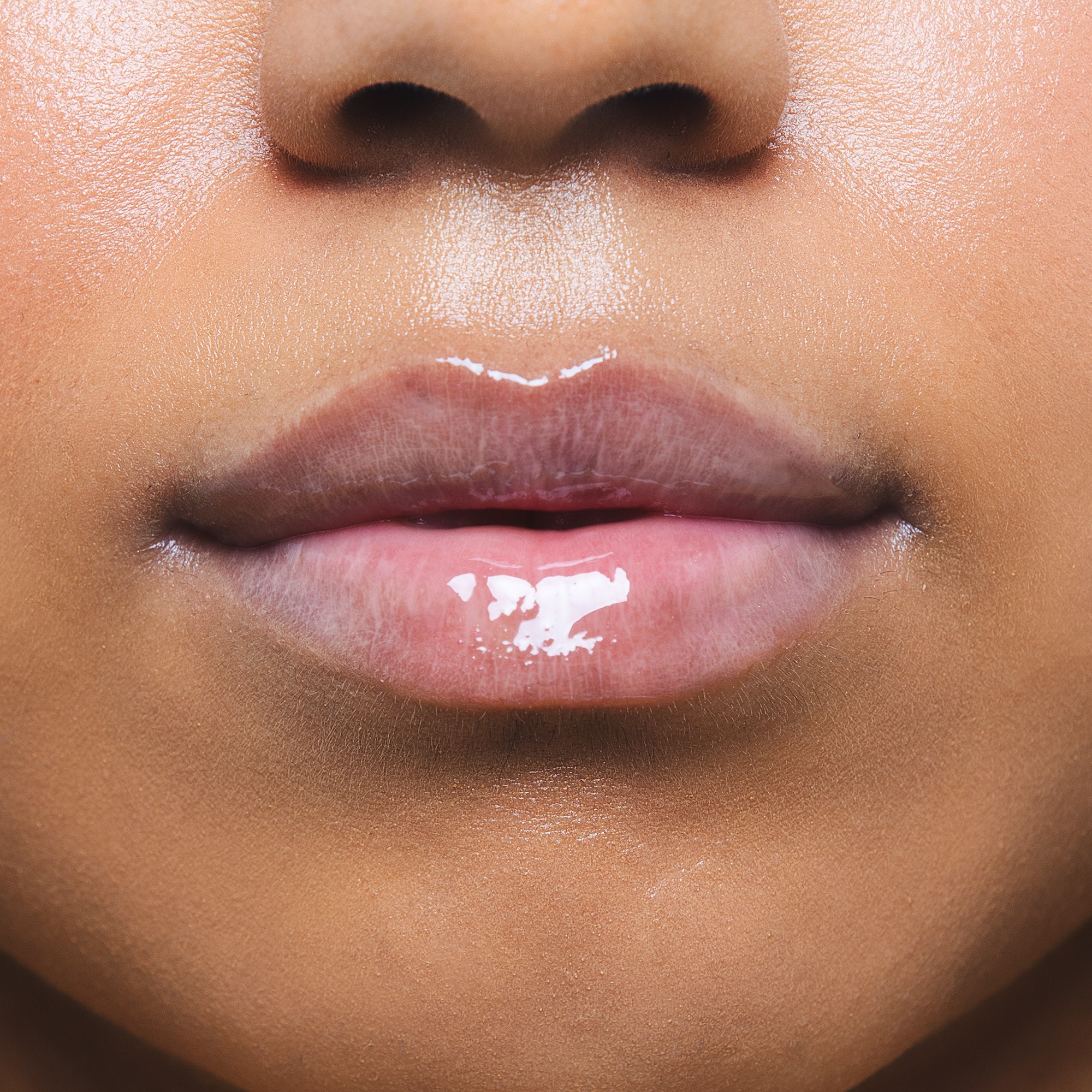 By Lyko Melt Down Lip Balm Dare it bare (obrázok 4)