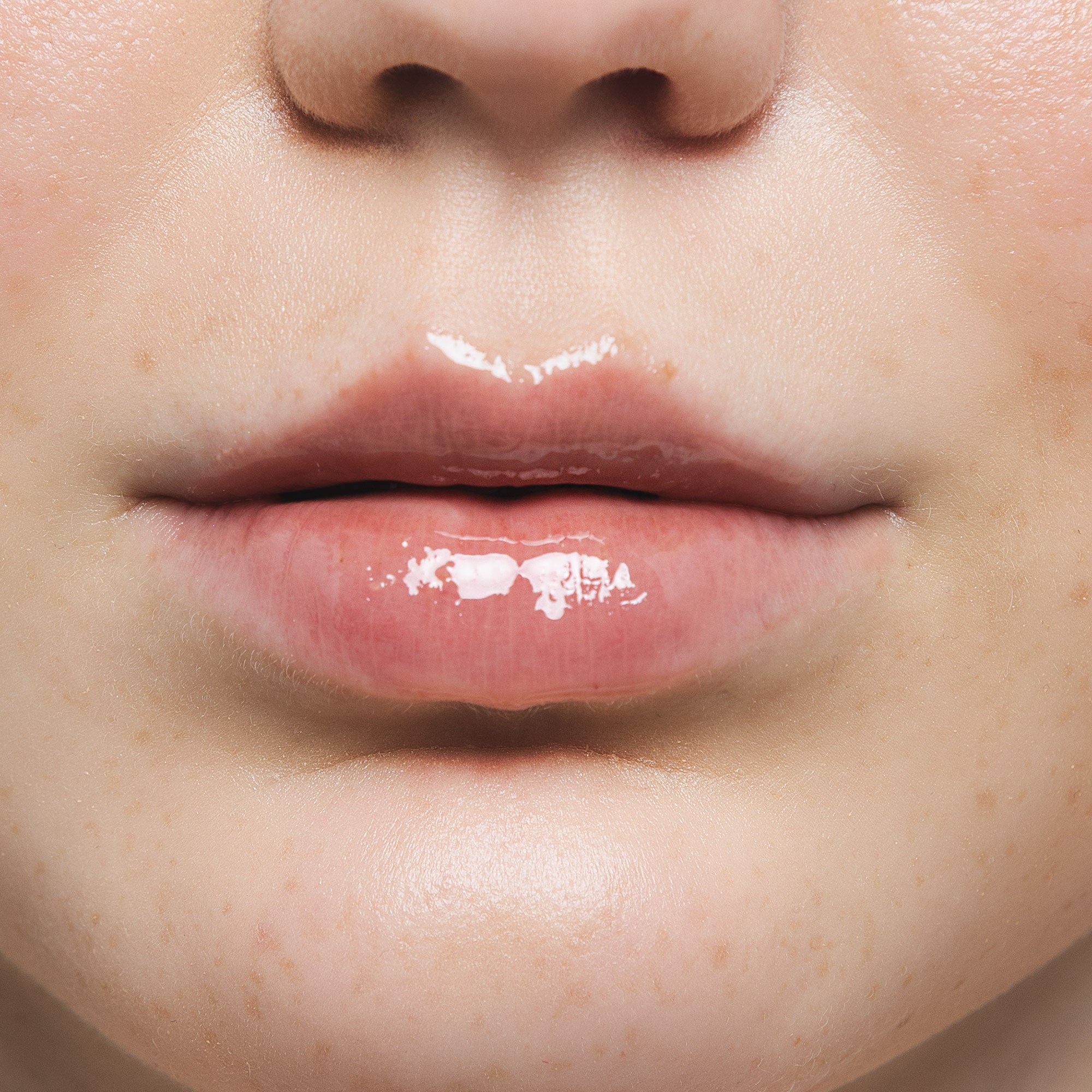 By Lyko Melt Down Lip Balm Nearly nude (obrázok 5)