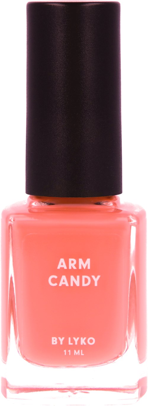 Butelka lakieru do paznokci w kolorze brzoskwiniowym z czarnym wieczkiem. Napis: ARM CANDY BY LYKO, 11ML.