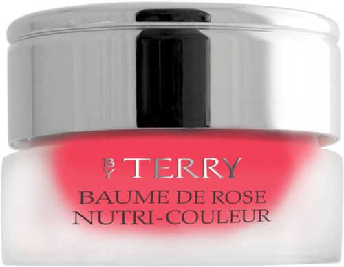 En liten rund behållare med ett silverlock och rosa- och vita etiketten, visar varumärket BY TERRY och produktnamnet.