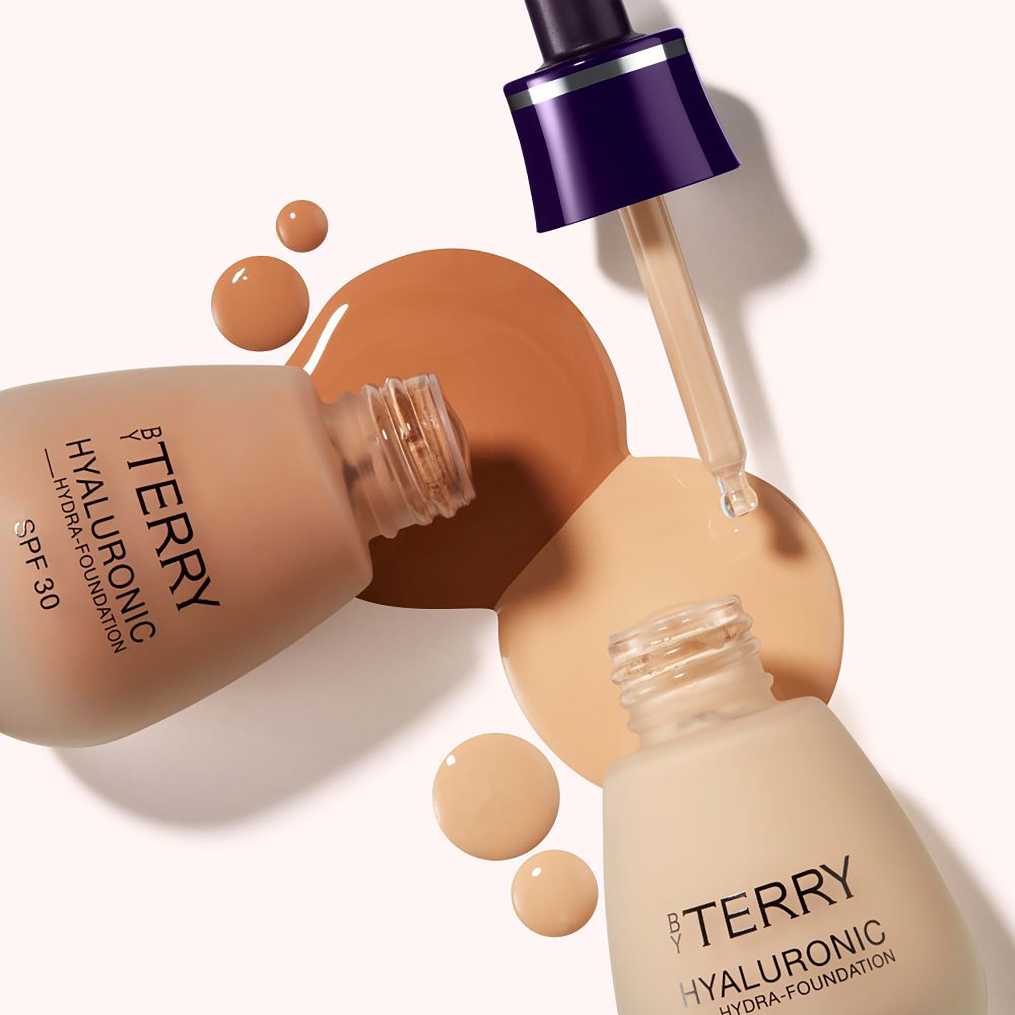 Alternativ bild 1 för By Terry Hyaluronic Hydra Foundation 600W Warm Dark