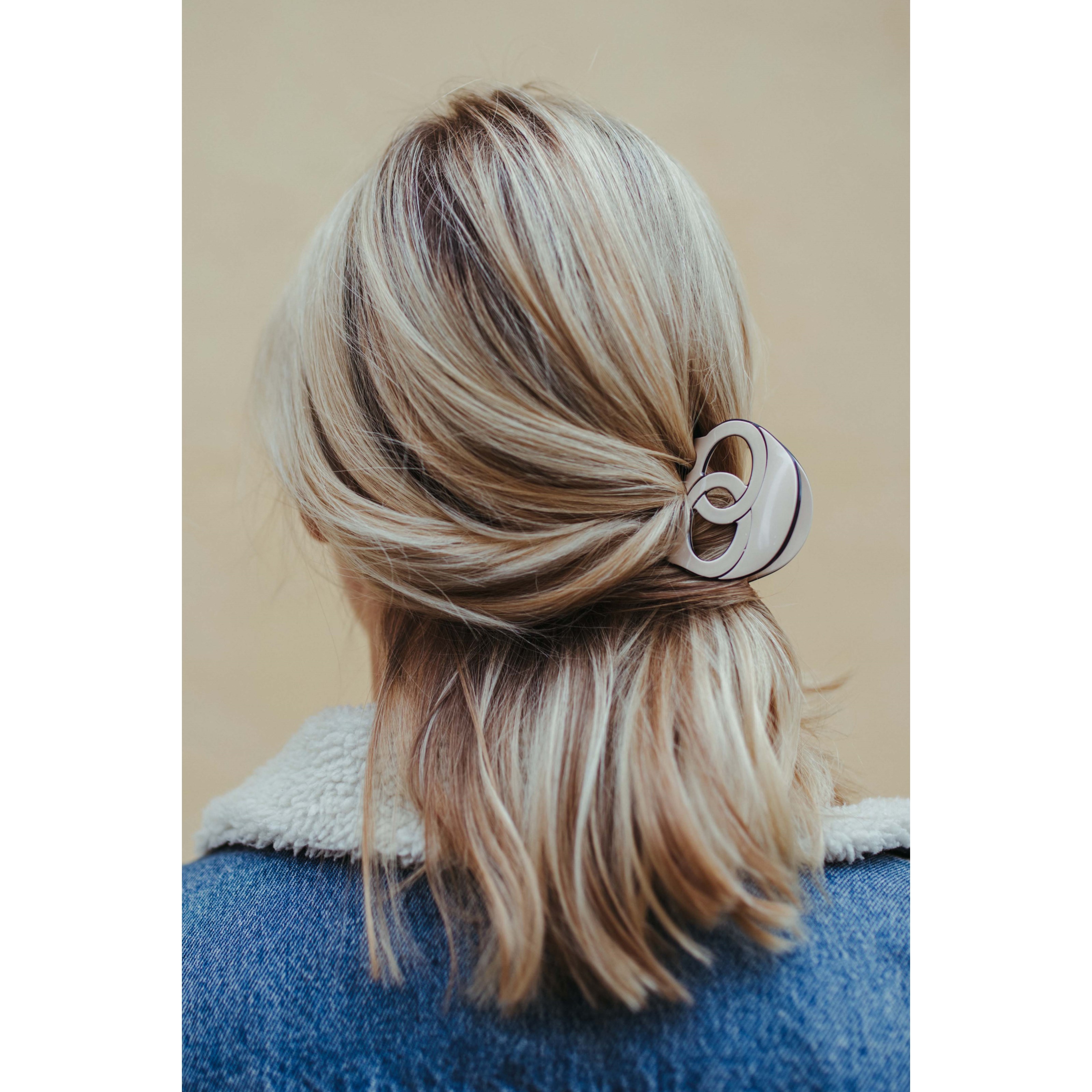 ByBarb Hair claw Coco White (obrázok 3)