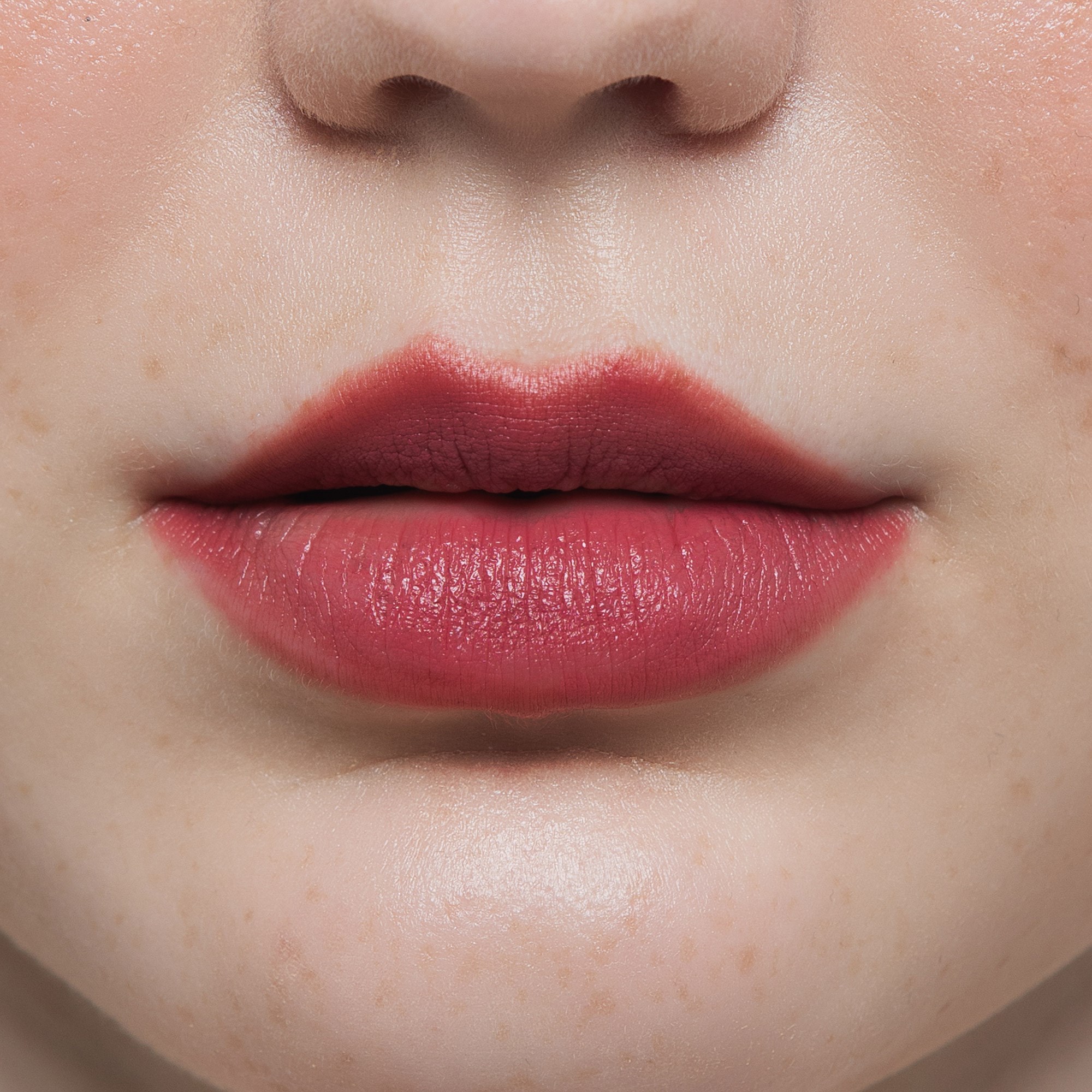 By Lyko Creamy Dreamy Lip Crayon Berry Jam (obrázok 3)