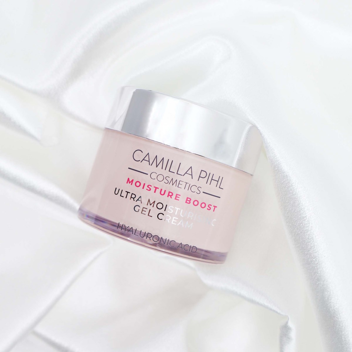 Крем-гель для лица Camilla Pihl Cosmetics Moisture Boost Ultra Moisturising Gel Cream, увлажняющий, 50 мл — фото 2