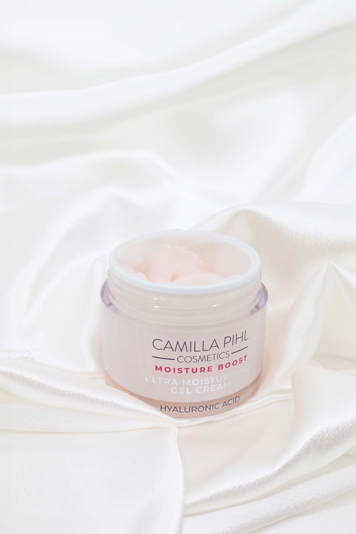 Крем-гель для лица Camilla Pihl Cosmetics Moisture Boost Ultra Moisturising Gel Cream, увлажняющий, 50 мл — фото 3