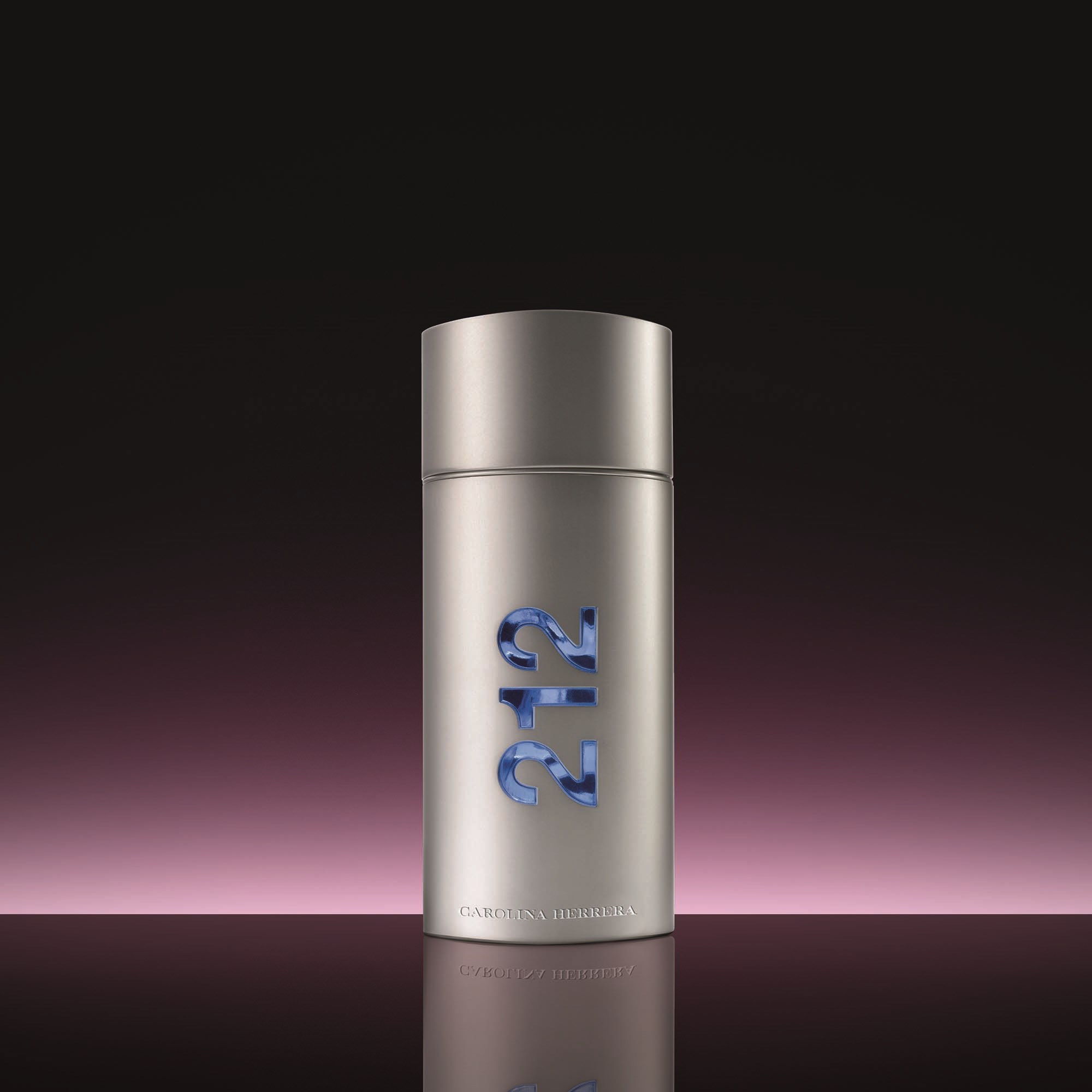Carolina Herrera 212 Men NYC Eau de Toilette 200 ml (obrázok 3)