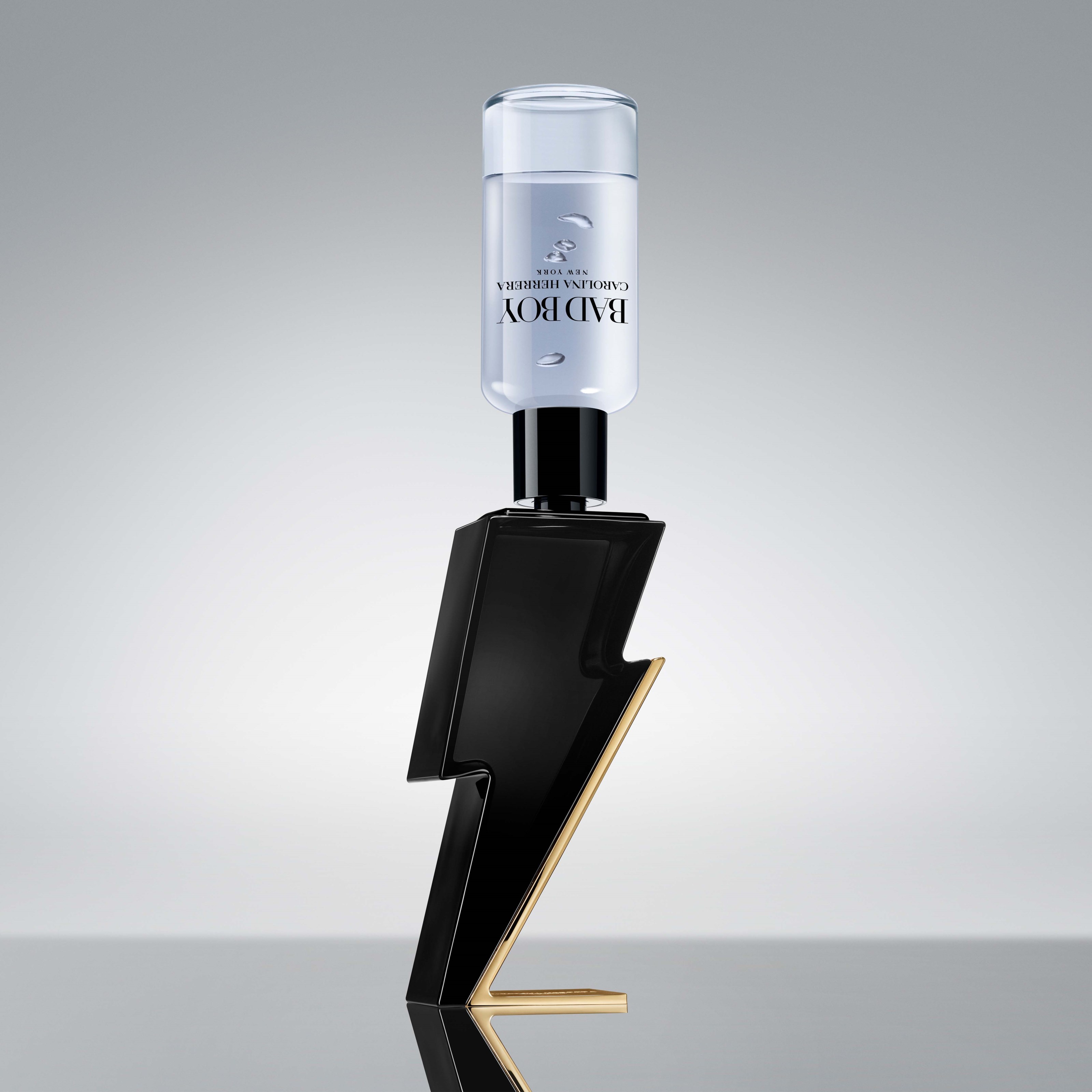 Carolina Herrera Bad Boy Eau De Toilette Refill 200 ml (obrázok 5)