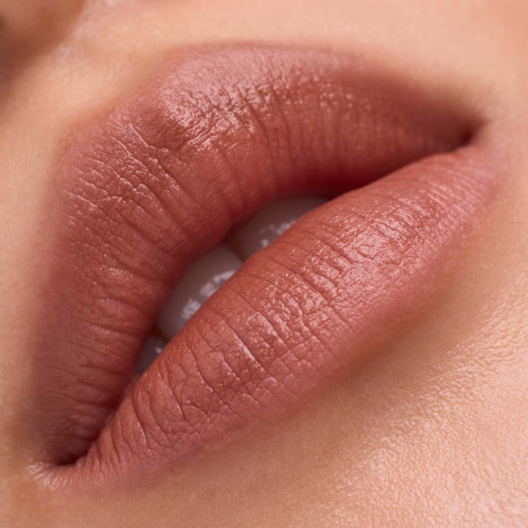 Catrice Blur-Real Lip Powder Cream C010 Teddy Hug (obrázok 6)
