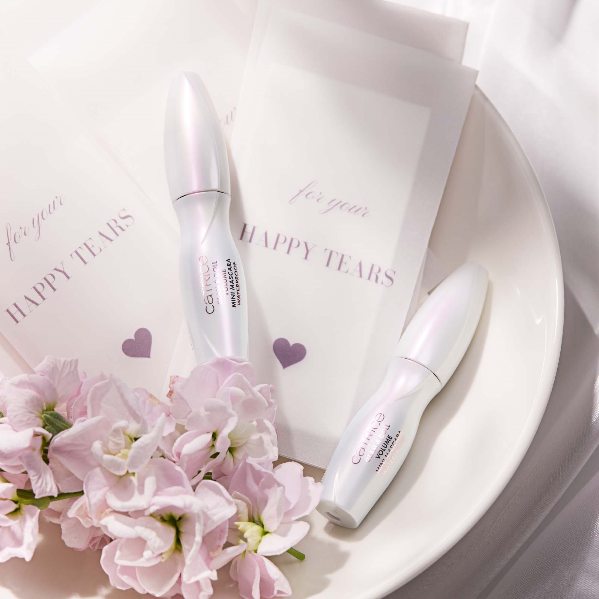 Catrice Brides & Besties Glam & Doll Volume Mini Mascara Waterproof (obrázok 3)