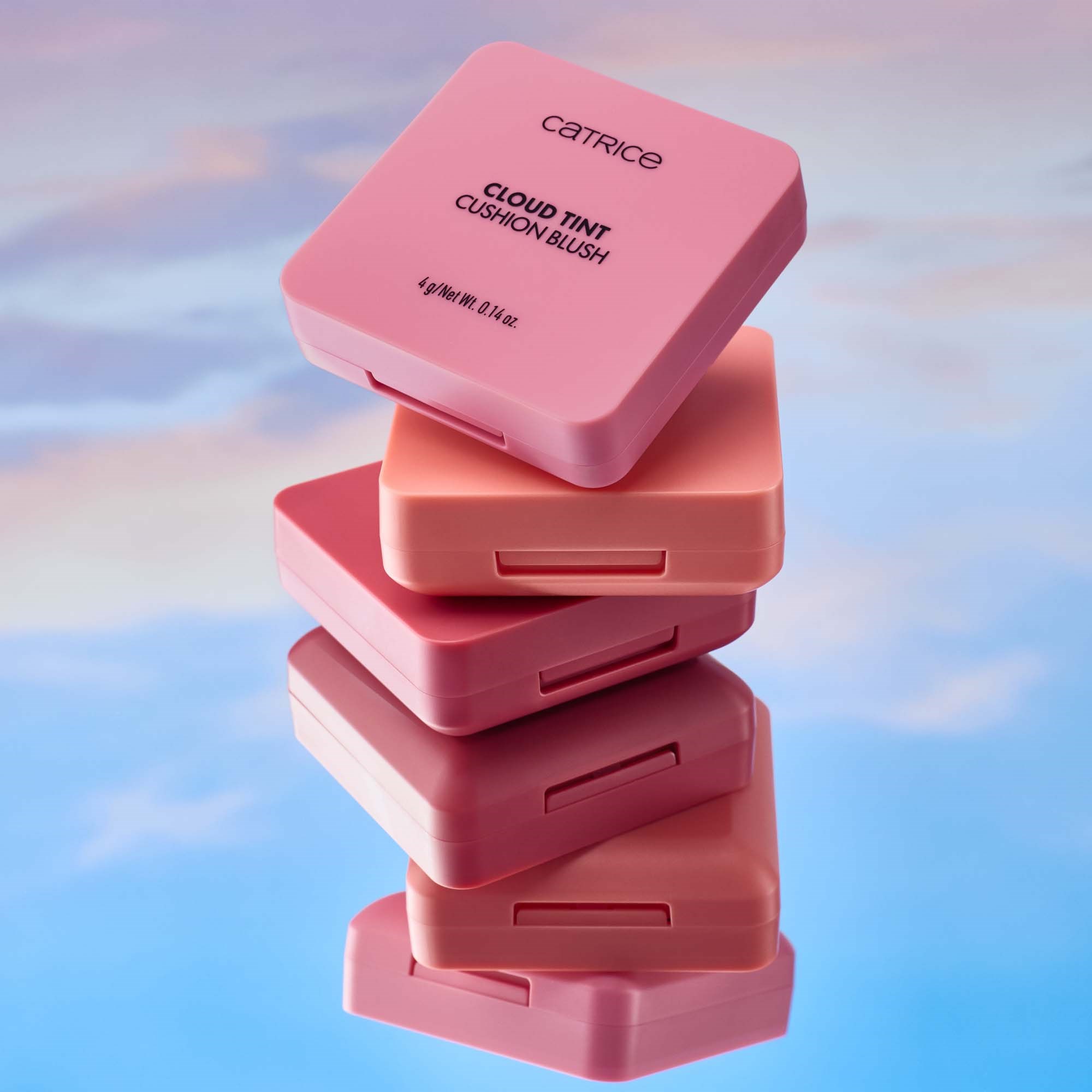 Catrice Cloud Tint Cushion Blush C030 Head in the Cloud (obrázok 11)