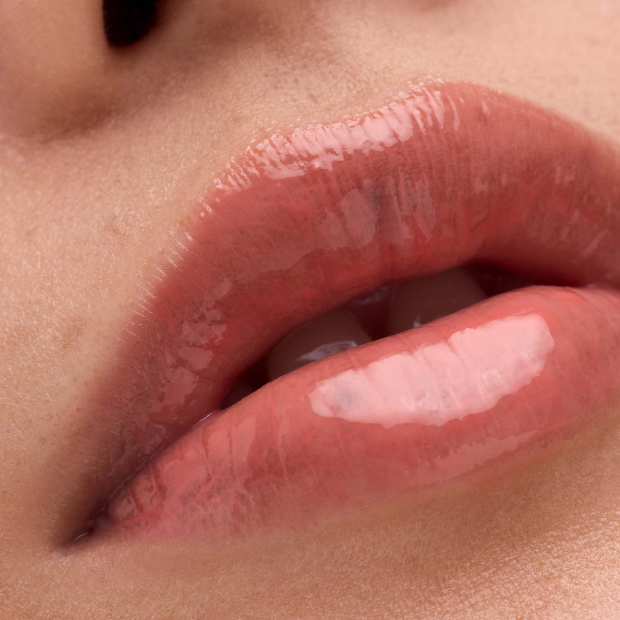 Catrice Peptide Drip Milky Lip Serum C020 Feelin' Peachy (obrázok 6)