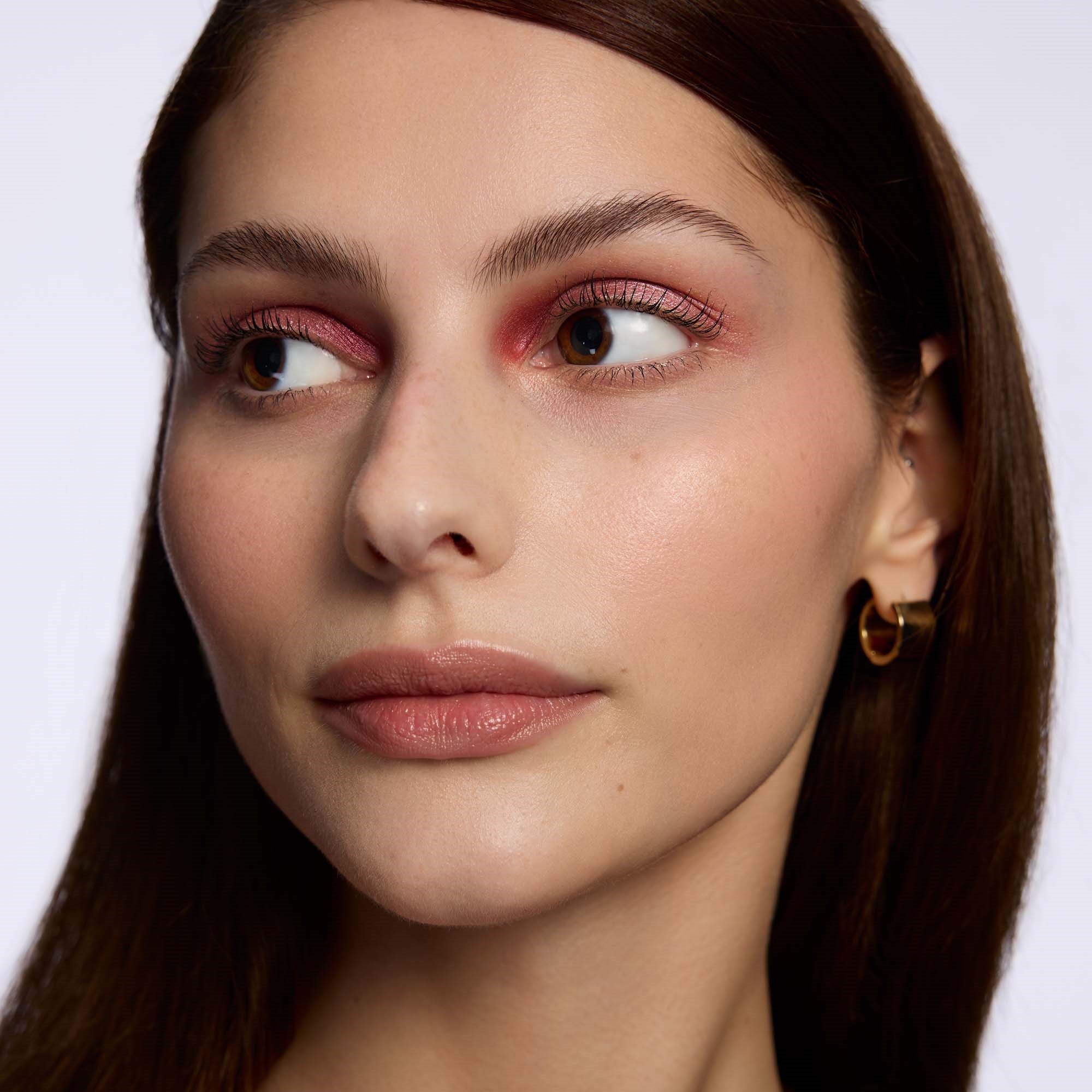 Catrice Aloe Vera Eyeshadow Stick 060 Cranberry Crush (obrázok 8)