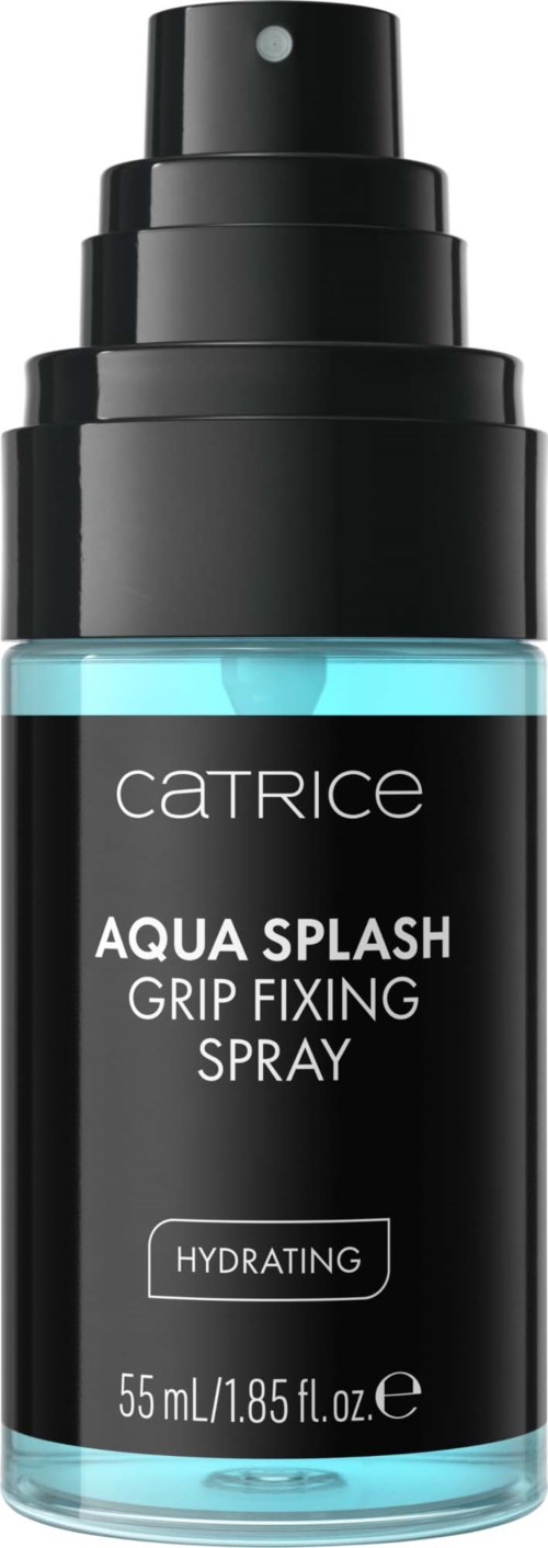 En svart sprayflaska märkt Catrice Aqua Splash Grip Fixing Spray, med klart blått flytande innehåll, för hydrering.