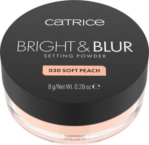 Catrice Bright & Blur setting powder i mjuk persika, 8 gram. Rund behållare med svart lock och rosa puder.