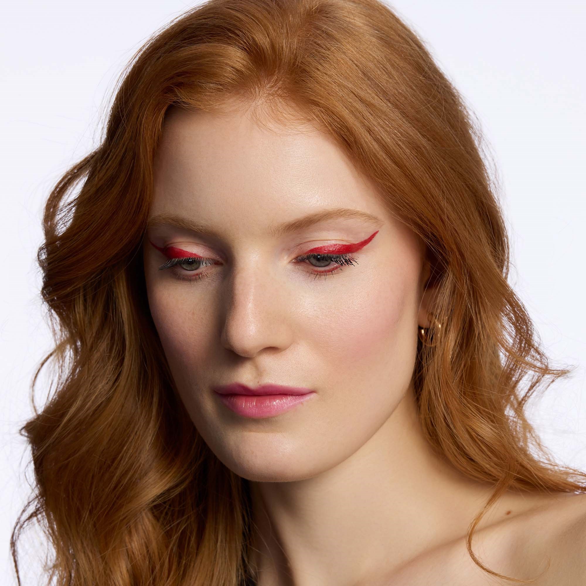 Catrice Calligraph Artist Matte Liner 080 Bloody Mary (obrázok 10)