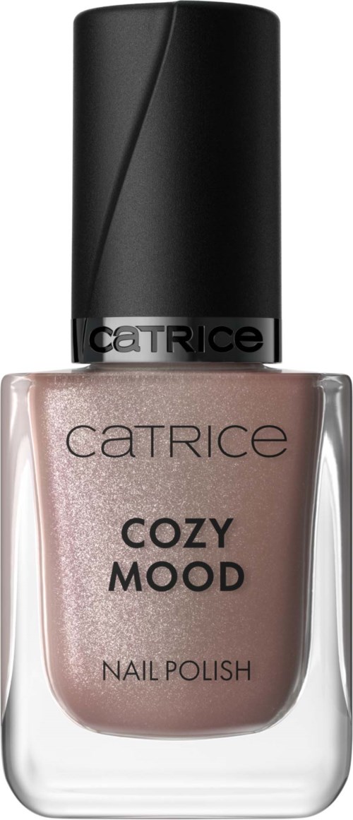 Een flesje Catrice Cozy Mood nagellak in een licht glanzend beige kleur met zwarte dop.